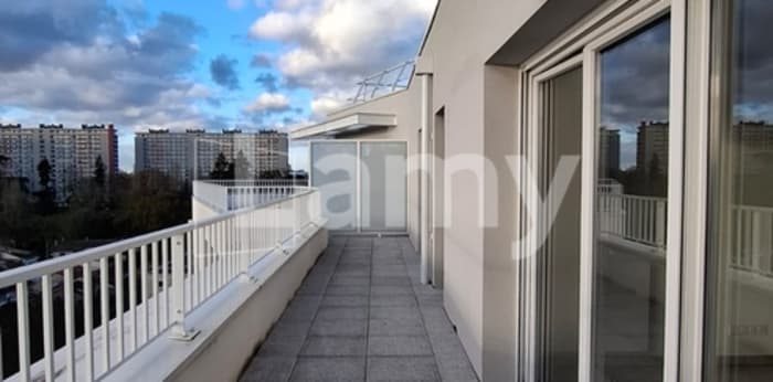 Image 1 sur 10 - Appartement  ·  Location · Talence (33400) · 3 pièces · 63m²