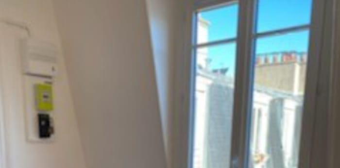 Image 4 sur 6 - Appartement  ·  Location · Paris (75010) · 1 pièce · 23m²