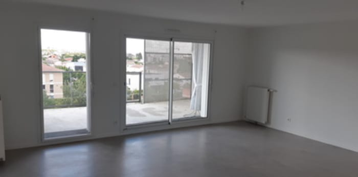 Image 1 sur 6 - Appartement  ·  Location · Toulouse (31200) · 4 pièces · 92m²