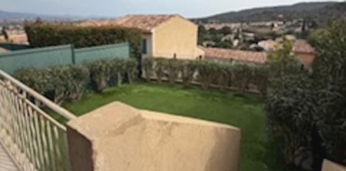 Image 3 sur 8 - Maison/villa  ·  Location · Roquebrune Sur Argens (83520) · 4 pièces · 80m²