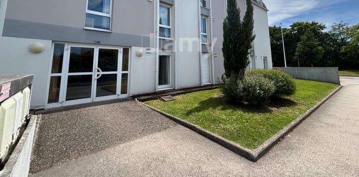 Image 8 sur 10 - Appartement  ·  Location · Dijon (21000) · 1 pièce · 18m²