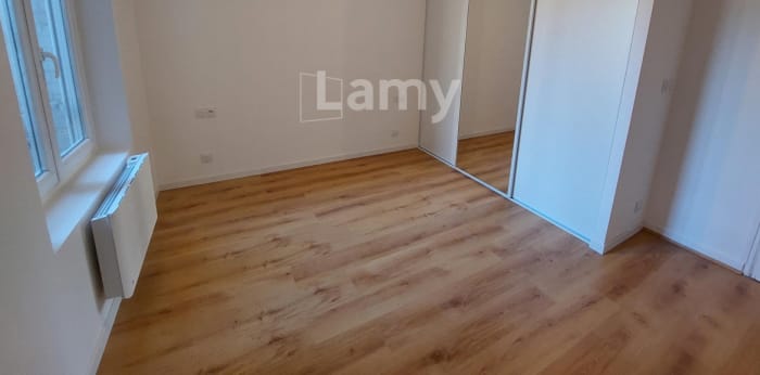 Image 5 sur 8 - Appartement  ·  Location · Reims (51100) · 2 pièces · 40m²