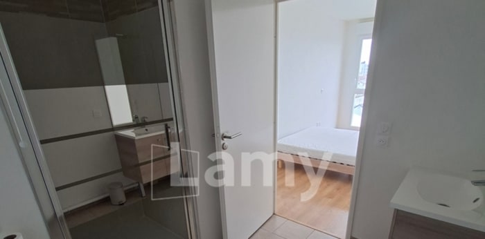 Image 8 sur 10 - Appartement  ·  Location · Noisy Le Sec (93130) · 2 pièces · 44m²
