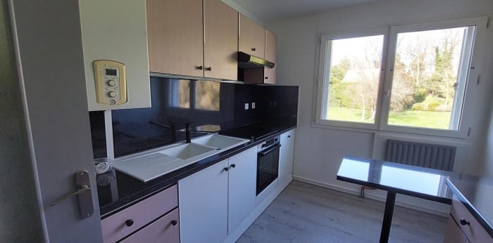Image 3 sur 9 - Appartement  ·  Location · Mulhouse (68100) · 4 pièces · 79m²