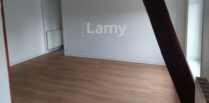 Image 3 sur 5 - Appartement  ·  Location · Lux (71100) · 2 pièces · 52m²