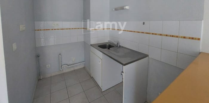 Image 5 sur 17 - Appartement  ·  Location · Nimes (30900) · 2 pièces · 44m²