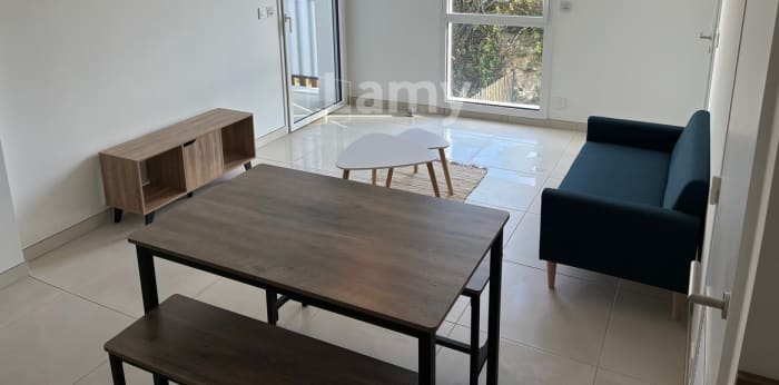 Image 1 sur 12 - Appartement  ·  Location · Marseille (13008) · 39m²