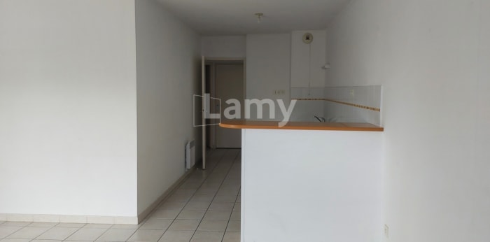 Image 5 sur 11 - Appartement  ·  Location · Nimes (30900) · 2 pièces · 47m²