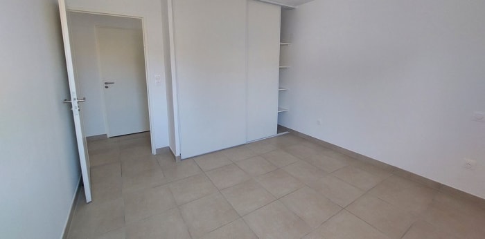 Image 16 sur 30 - Appartement  ·  Location · Nimes (30900) · 3 pièces · 72m²