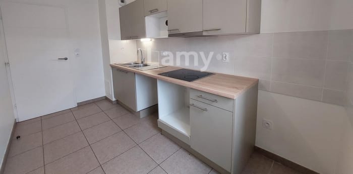 Image 2 sur 11 - Appartement  ·  Location · St Martin D Heres (38400) · 3 pièces · 68m²