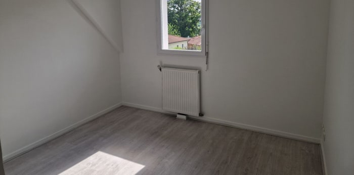Image 4 sur 7 - Maison/villa  ·  Location · Couzeix (87270) · 5 pièces · 103m²