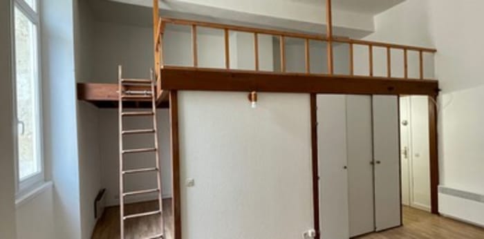 Image 1 sur 4 - Appartement  ·  Location · Bordeaux (33000) · 1 pièce · 36m²