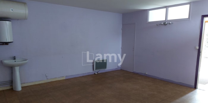 Image 4 sur 6 - Local  ·  Location · Poissy (78300) · 33m²