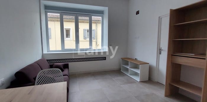 Image 4 sur 7 - Appartement  ·  Location · Ales (30100) · 1 pièce · 23m²