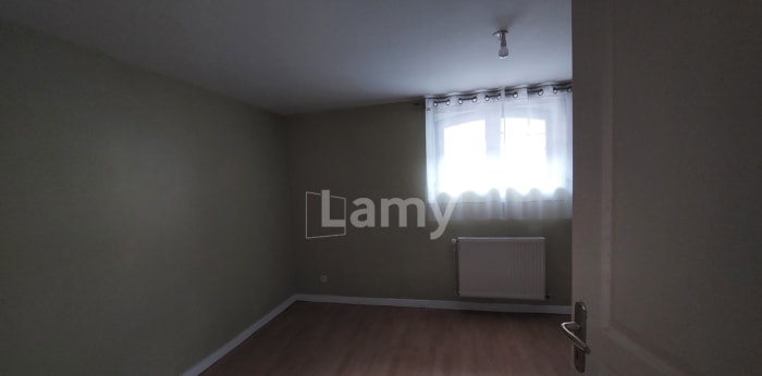 Image 6 sur 10 - Appartement  ·  Location · Anzin (59410) · 3 pièces · 77m²