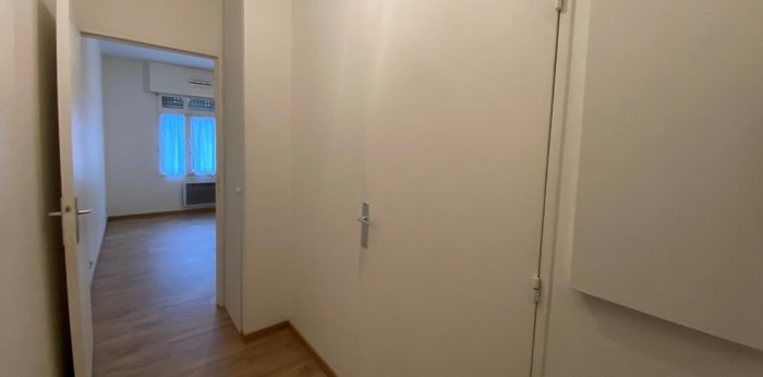 Image 4 sur 5 - Appartement  ·  Location · Rennes (35000) · 1 pièce · 19m²