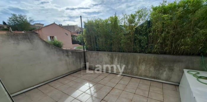 Image 2 sur 16 - Maison/villa  ·  Location · Ensues La Redonne (13820) · 3 pièces · 85m²