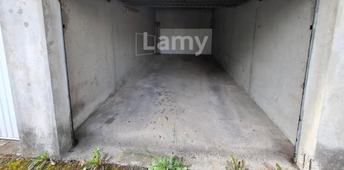 Image 2 sur 4 - Parking/box  ·  Location · Annecy (74960) · 14m²