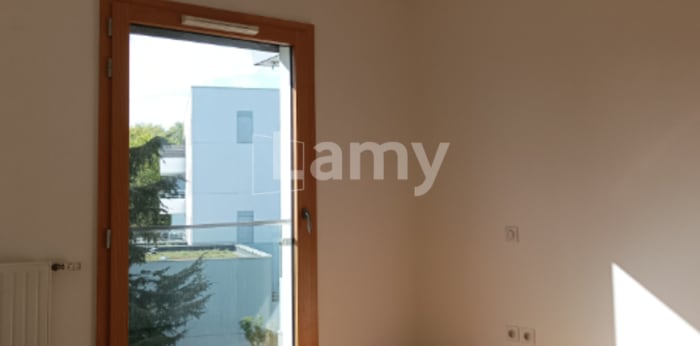 Image 7 sur 12 - Appartement  ·  Location · Nantes (44100) · 3 pièces · 83m²