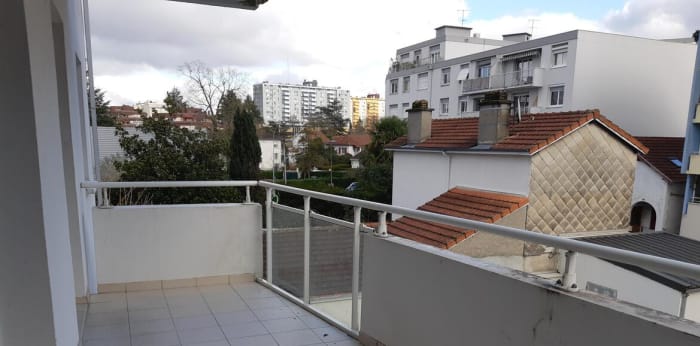 Appartement  ·  Location · Pau (64000) · 3 pièces · 60m²