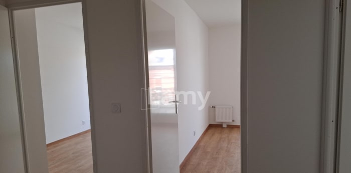 Image 2 sur 6 - Appartement  ·  Location · Amiens (80000) · 3 pièces