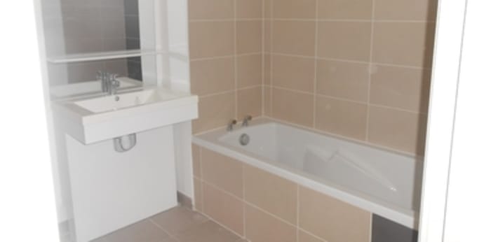 Image 5 sur 5 - Appartement  ·  Location · Bordeaux (33300) · 3 pièces · 62m²