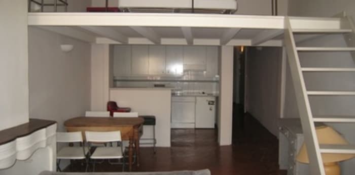 Image 2 sur 3 - Appartement  ·  Location · Aix En Provence (13100) · 1 pièce · 40m²