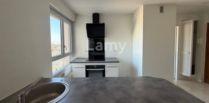 Image 5 sur 15 - Appartement  ·  Location · Dijon (21000) · 2 pièces · 48m²