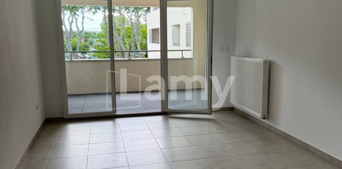Image 2 sur 10 - Appartement  ·  Location · Cavaillon (84300) · 2 pièces · 45m²