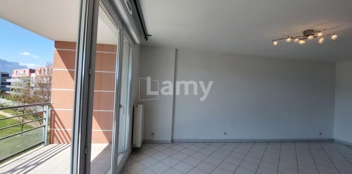 Image 5 sur 11 - Appartement  ·  Location · St Martin D Heres (38400) · 2 pièces · 49m²