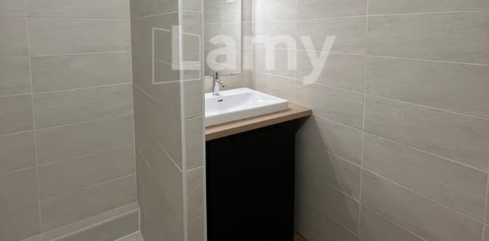 Image 4 sur 5 - Appartement  ·  Location · Vitry Sur Seine (94400) · 2 pièces · 39m²