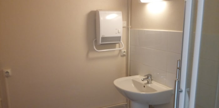 Image 5 sur 5 - Appartement  ·  Location · Lyon (69008) · 1 pièce · 39m²