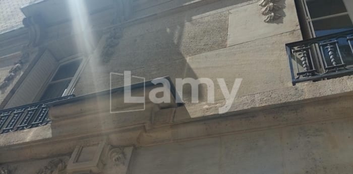 Image 1 sur 8 - Appartement  ·  Location · Paris (75020) · 4 pièces · 69m²