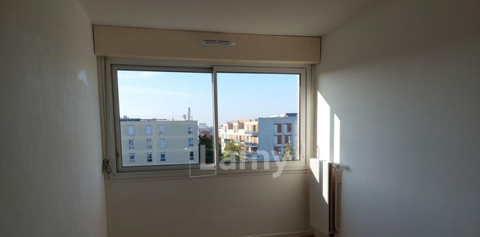 Image 4 sur 10 - Appartement  ·  Location · Dijon (21000) · 2 pièces · 45m²