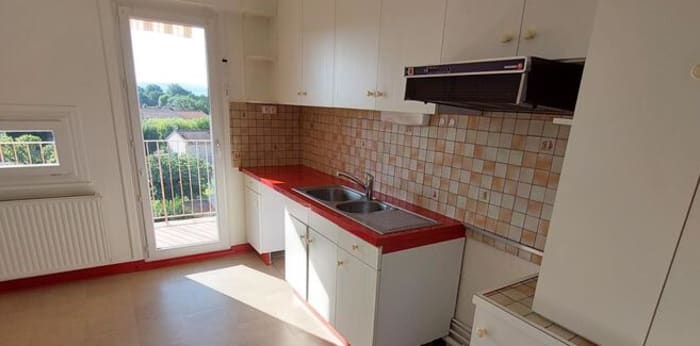 Image 1 sur 10 - Appartement  ·  Location · Issoire (63500) · 5 pièces · 105m²