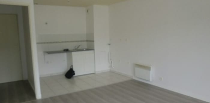 Image 2 sur 3 - Appartement  ·  Location · Chanteloup Les Vignes (78570) · 2 pièces · 40m²