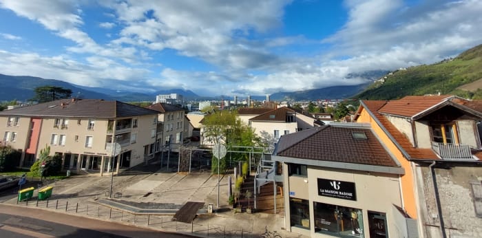 Image 11 sur 13 - Appartement  ·  Location · La Tronche (38700) · 3 pièces · 73m²