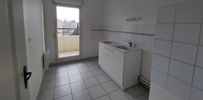 Image 10 sur 19 - Appartement  ·  Location · Nimes (30900) · 3 pièces · 59m²