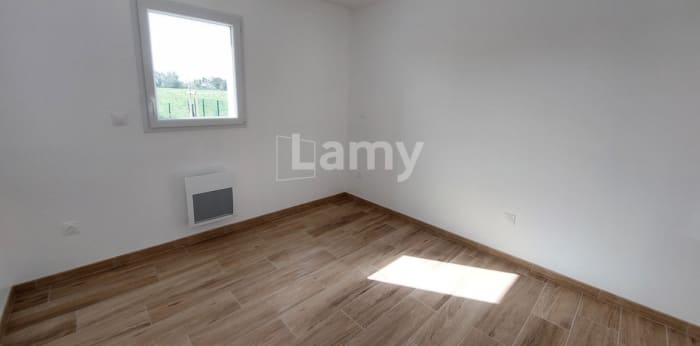 Image 9 sur 9 - Maison/villa  ·  Location · Boutenac Touvent (17120) · 2 pièces · 45m²