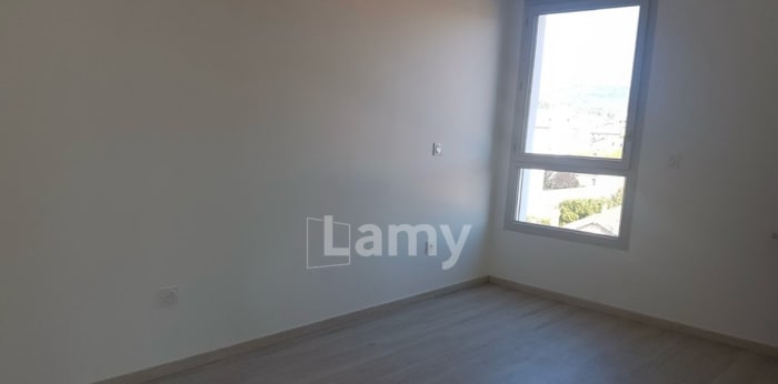 Image 4 sur 6 - Appartement  ·  Location · Clermont Ferrand (63100) · 3 pièces · 67m²