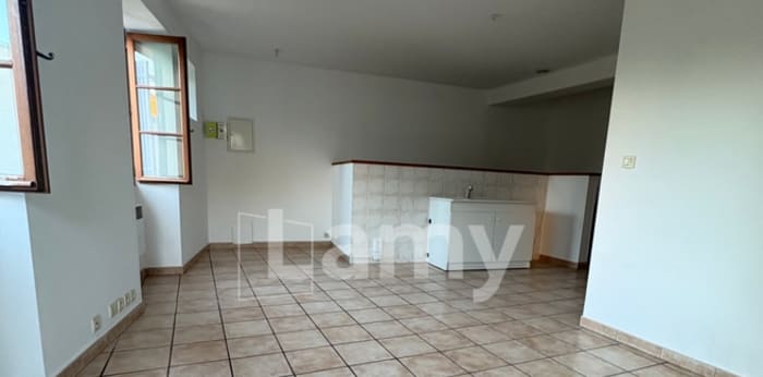 Image 2 sur 11 - Maison/villa  ·  Location · Caderousse (84860) · 3 pièces · 56m²