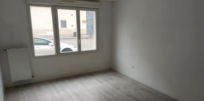 Image 1 sur 8 - Appartement  ·  Location · Mantes La Jolie (78200) · 2 pièces · 43m²