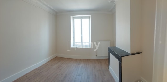 Image 10 sur 13 - Appartement  ·  Location · Nancy (54000) · 5 pièces · 86m²