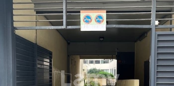 Image 2 sur 5 - Parking/box  ·  Location · Paris (75010) · 2m²