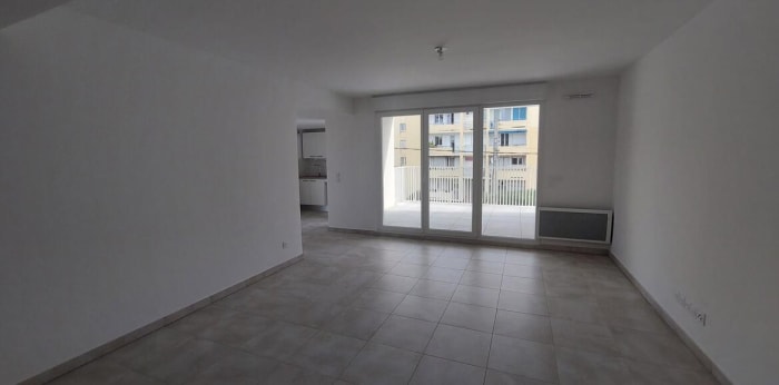 Image 8 sur 15 - Appartement  ·  Location · Nimes (30000) · 4 pièces · 87m²