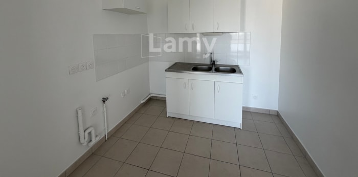 Image 3 sur 9 - Appartement  ·  Location · Rouen (76000) · 4 pièces · 75m²