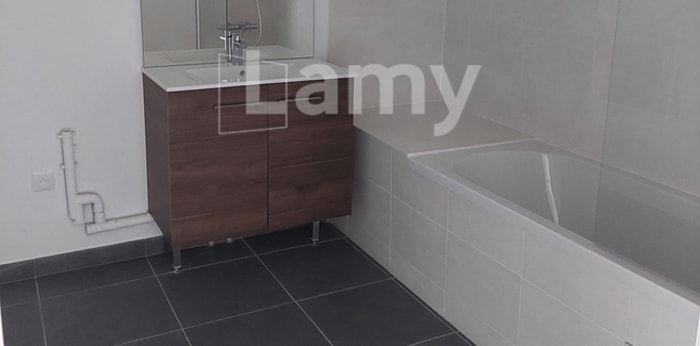 Image 7 sur 7 - Appartement  ·  Location · Tours (37000) · 3 pièces · 62m²