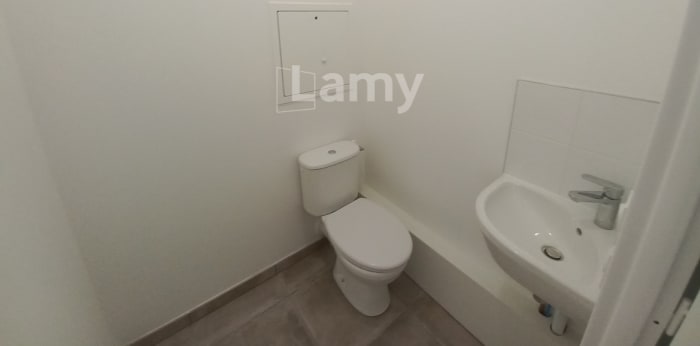 Image 6 sur 6 - Appartement  ·  Location · Chambery (73000) · 3 pièces · 83m²