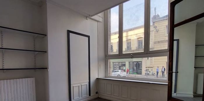 Image 2 sur 8 - Local  ·  Location · Rouen (76000) · 1 pièce · 20m²