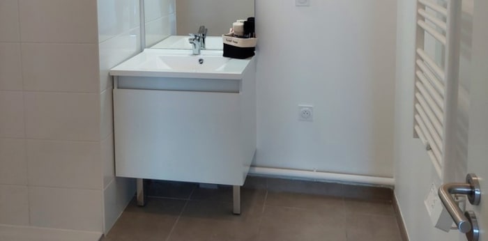 Image 7 sur 10 - Appartement  ·  Location · Nimes (30900) · 2 pièces · 44m²